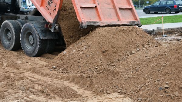 Soil Delivery in Sanford