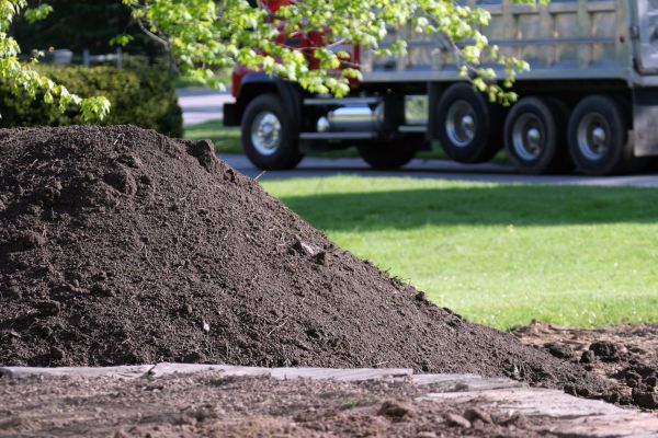Yard Dirt Delivery in Sanford