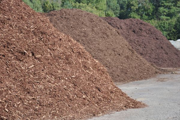 Brown Mulch Delivery in Sanford