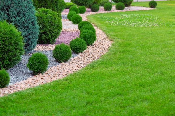 Edging Stones Installation in Sanford