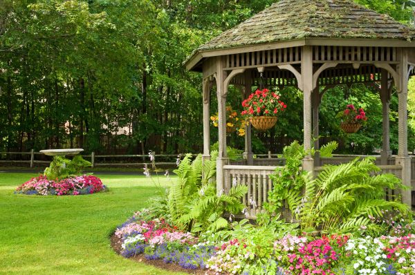 Backyard Landscaping Service in Sanford